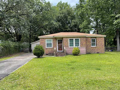 7661 Lady St St North Charleston, SC 29420