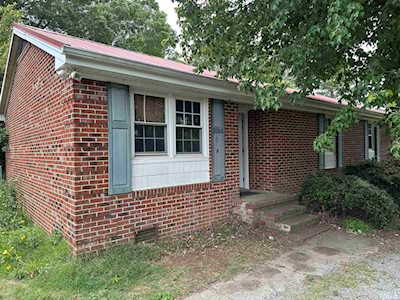 207 W Langdon Avenue Smithfield, NC 27577
