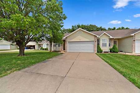 607 Meadowview Court Warrenton, MO 63385