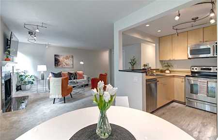 8240 126th Ave NE #A-103 Kirkland, WA 98033