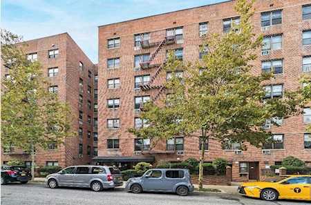 275 Webster Ave #3-A Brooklyn, NY 11230