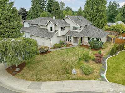 15618 111th Ave NE Bothell, WA 98011
