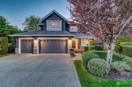 2103 263rd Place SE Sammamish, WA 98075