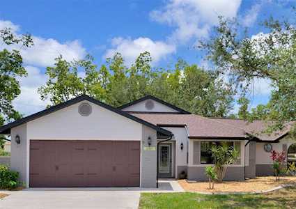2310 Kenya Ln Punta Gorda, FL 33983