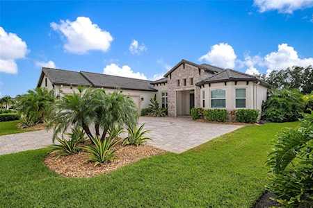 7067 Tamworth PARKWAY Sarasota, FL 34241