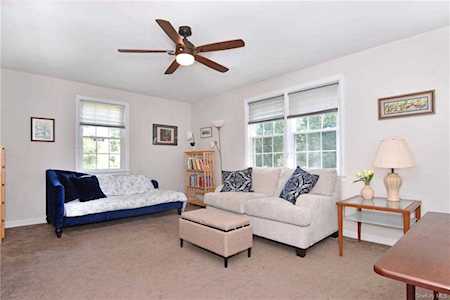 737 N Broadway #2C Hastings-On-Hudson, NY 10706