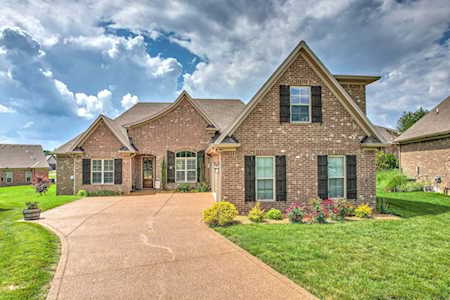 208 Blackthorn Ln Gallatin, TN 37066