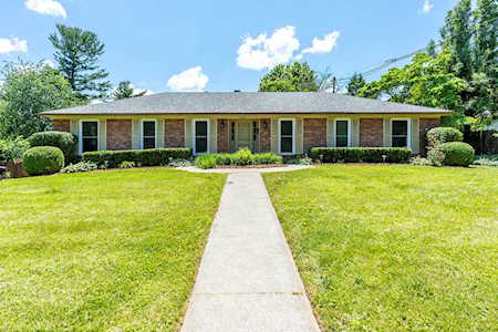 3354 Lansdowne Dr Lexington, KY 40502