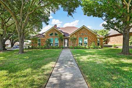 2901 Trail Lake Drive Grapevine, TX 76051