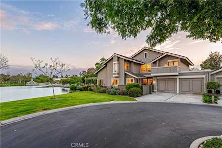 4 Bridgeview #48 Irvine, CA 92604