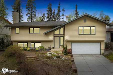 2184 Arcadia Dr Anchorage, AK 99517