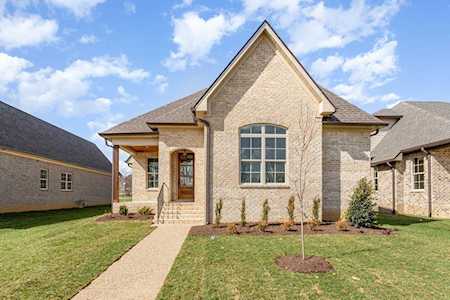 2026 Kestrel Ln Spring Hill, TN 37174