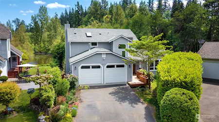 25012 222nd Ct SE Maple Valley, WA 98038