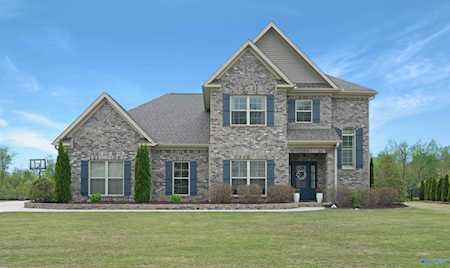 131 Keystone Drive Meridianville, AL 35759