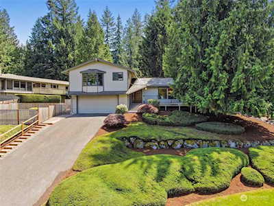 80 Mt Pilchuck Ave NW Issaquah, WA 98027