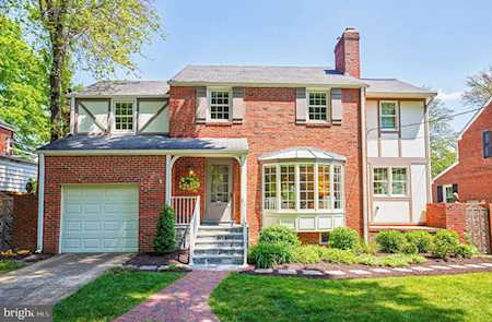 1127 N George Mason Dr Arlington, VA 22205