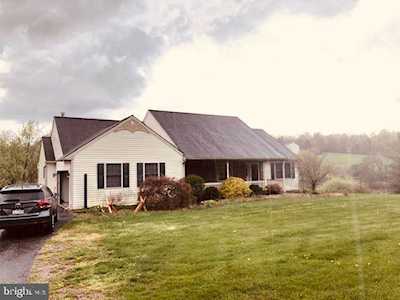 1666 Wyomissing Rd Mohnton, PA 19540