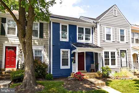 6320 Chimney Wood Ct Alexandria, VA 22306