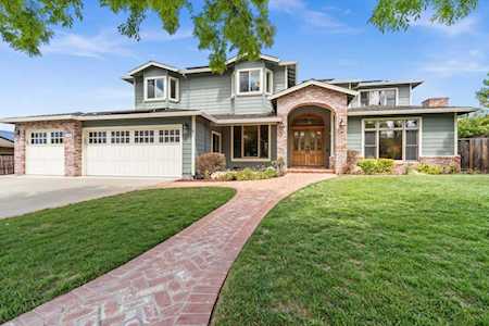 6552 Little Falls Dr SAN JOSE, CA 95120