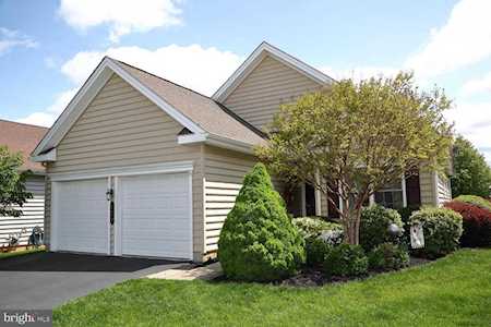 629 Thoreau Dr Mount Joy, PA 17552