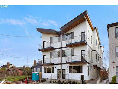 6610 N Greenwich AVE #6 Portland, OR 97217