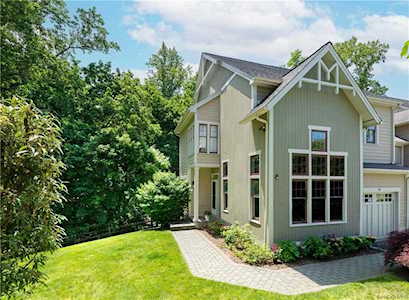 29 Landing Drive Dobbs Ferry, NY 10522