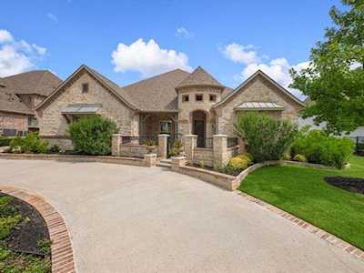 208 Saint Tropez Drive Southlake, TX 76092
