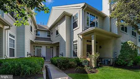 307 Dresher Woods Dr Dresher, PA 19025