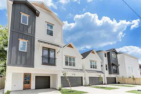 1406 James St Houston, TX 77009