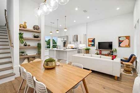 4208 Live Oak Street #101 Dallas, TX 75204