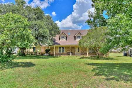 68 Fairview DR Round Rock, TX 78665