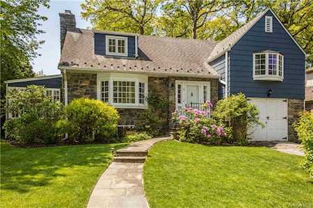76 Maywood Road New Rochelle, NY 10804