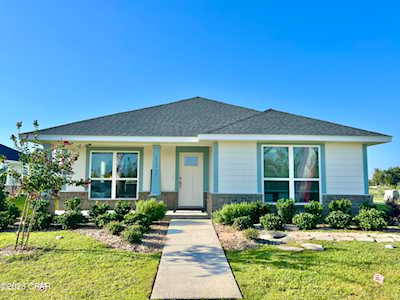 11737 Poston Rd Panama City, FL 32404