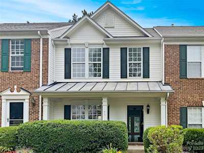 5310 Jocelyn Ln Charlotte, NC 28269