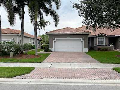 7551 S Aragon Boulevard #1 Sunrise, FL 33313