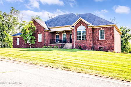 191 Kingsmill Dr Fisherville, KY 40023