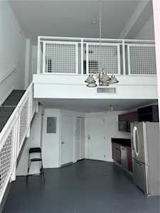 253 NE 2nd St #628 Miami, FL 33132