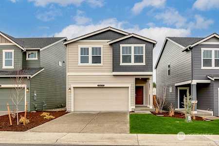 18731 Lipoma Place E #1070 Puyallup, WA 98374