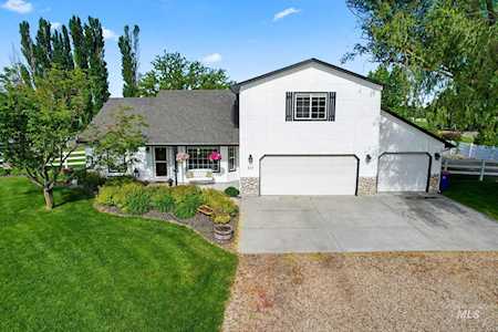 8121 S Old Farm Place Meridian, ID 83642