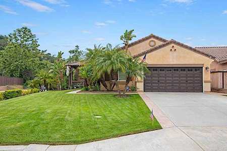 3133 Willow Tree Ln Escondido, CA 92027