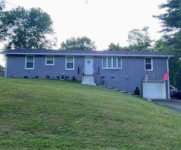 209 Hazelwood Dr Hendersonville, TN 37075