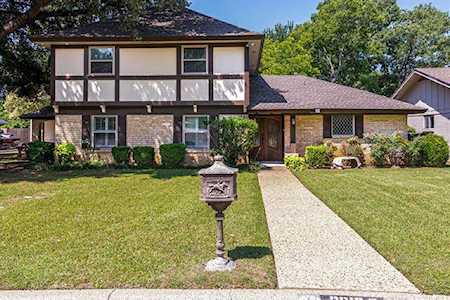 3913 Diamond Loch E North Richland Hills, TX 76180