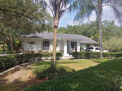 8711 Crescent Forest Blvd New Port Richey, FL 34654