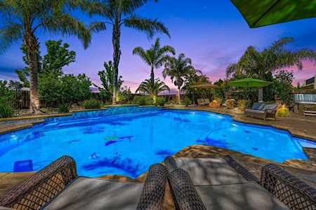 8567 Bridgestone Crescent Road Roseville, CA 95747