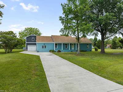 105 Chickasaw Ct Moyock, NC 27958