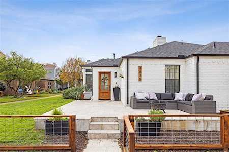 3635 Bryan Street Dallas, TX 75204