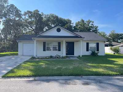228 River Island CIR St Augustine, FL 32095