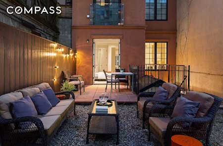 227 E 7th St #1 New York, NY 10009