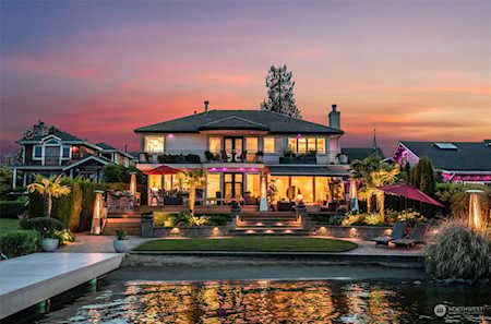 809 Stitch Rd Lake Stevens, WA 98258