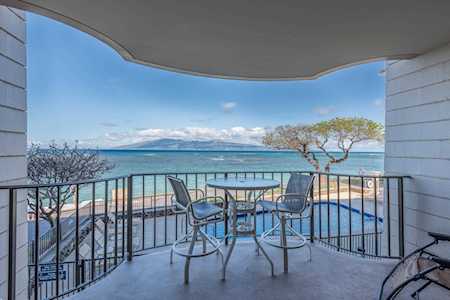 4471 Lower Honoapiilani Rd #204 Lahaina, HI 96761